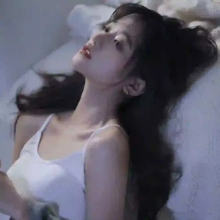 神秘温情流《凪的新生活》高清全集：逃离职场内卷，开启清爽的极简人生