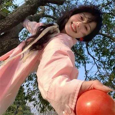温馨家族大片《海街日记》超清在线：是枝裕和唯美治愈神作，四姐妹的镰仓生活
